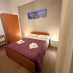 Dora 2,0 Bed & Breakfast
