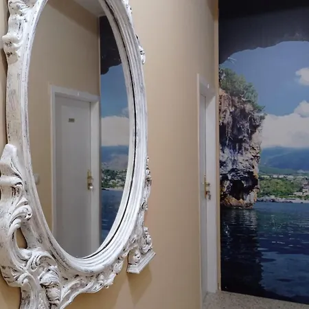 Dora 2,0 普拉亚·阿马勒