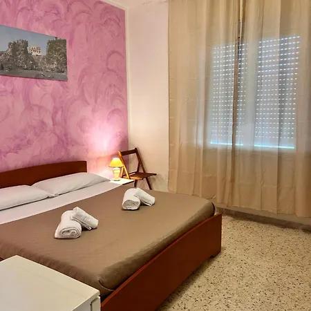 Dora 2,0 Panzió Praia a Mare