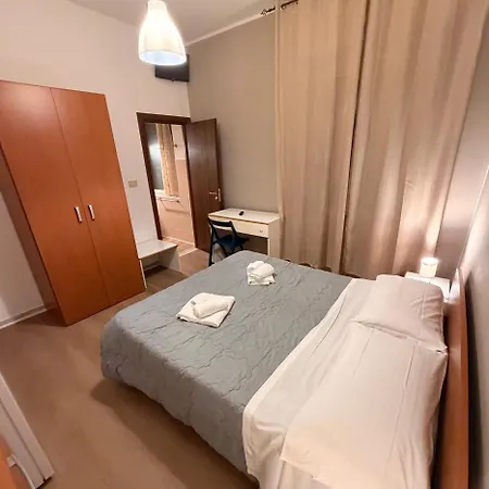 Dora 2,0 住宿加早餐酒店 普拉亚·阿马勒