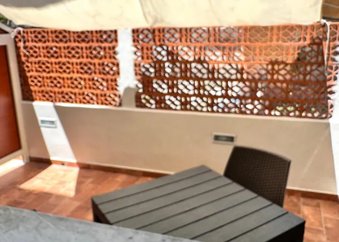 Dora 2,0 Bed & Breakfast 3*